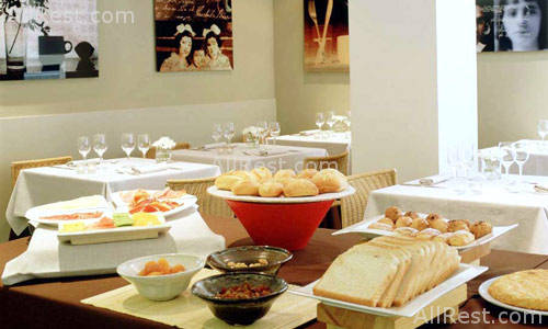 Hotel Amister 23